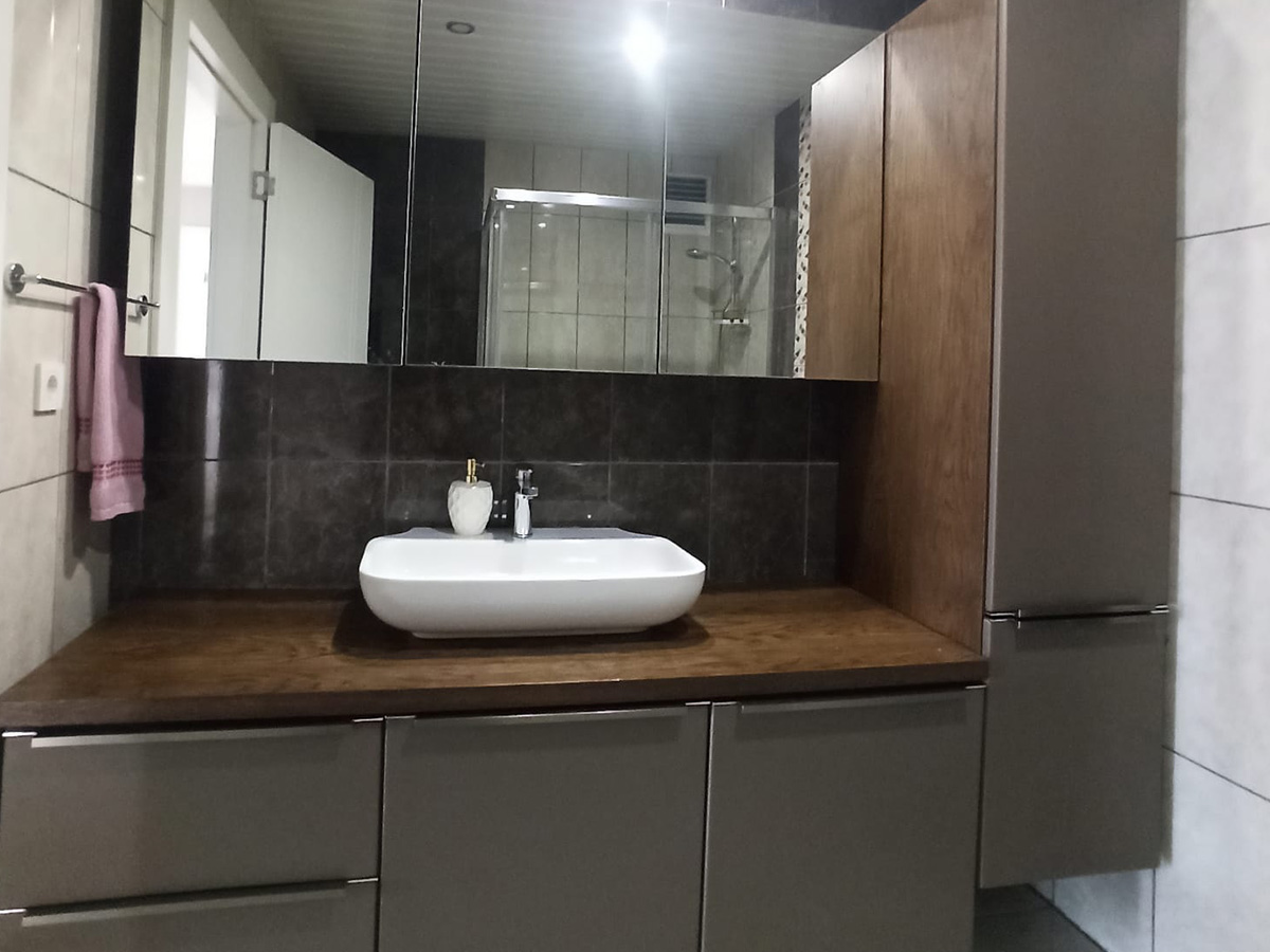 Banyo Dolabı ve Duş Kabini
